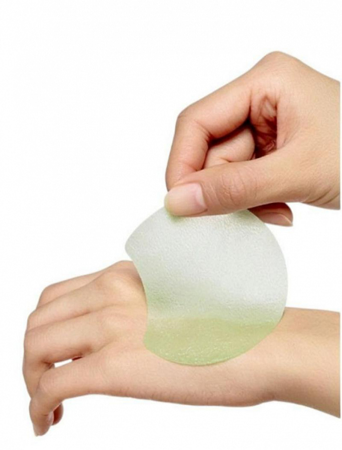 Успокаивающие тонер-пэды с экстрактом нони The Real Noni Calming Glow Pad 10 шт CELIMAX фото 2